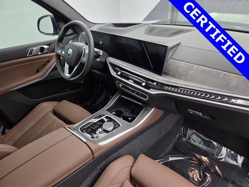 Certified 2026 BMW X5 xDrive50e image 15