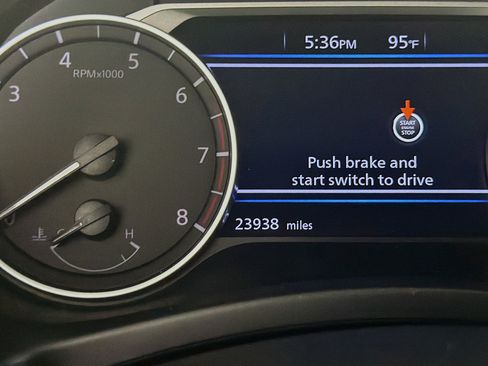 Used 2024 Nissan Sentra SR FWD image 19