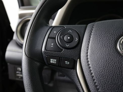 Used 2015 Toyota RAV4 XLE AWD/4WD image 32