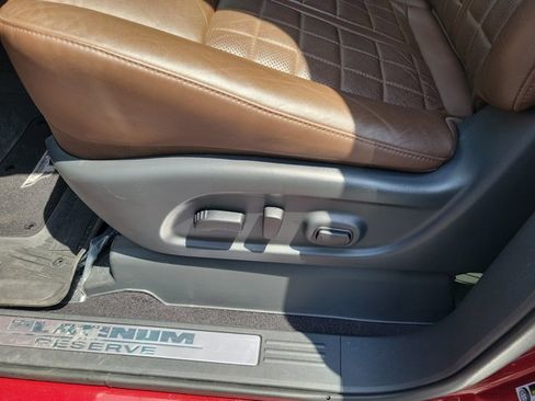 Used 2023 Nissan Titan Platinum Reserve w/ Moonroof Package AWD/4WD image 18