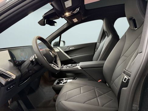 Used 2025 BMW iX M60 image 3