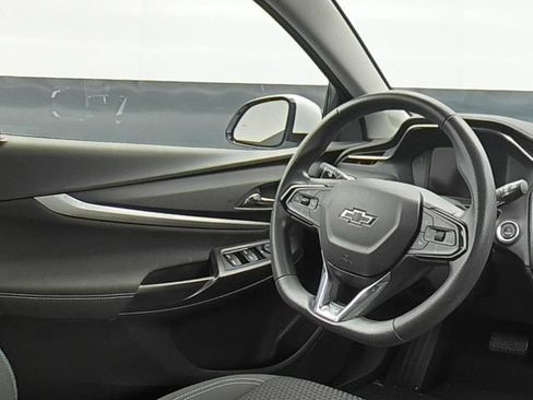 Used 2023 Chevrolet Bolt EUV LT w/ Driver Confidence Package FWD image 16