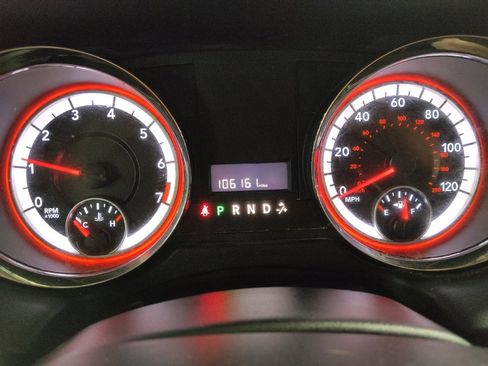 Used 2016 Dodge Grand Caravan American Value Package image 23