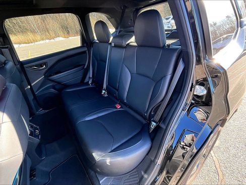 Used 2025 Subaru Forester Limited image 21