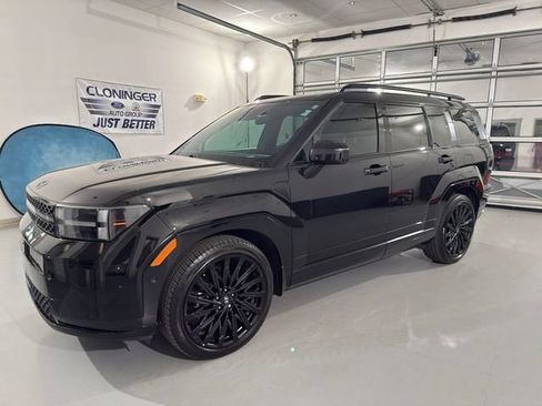 Used 2025 Hyundai Santa Fe Calligraphy AWD/4WD image 3