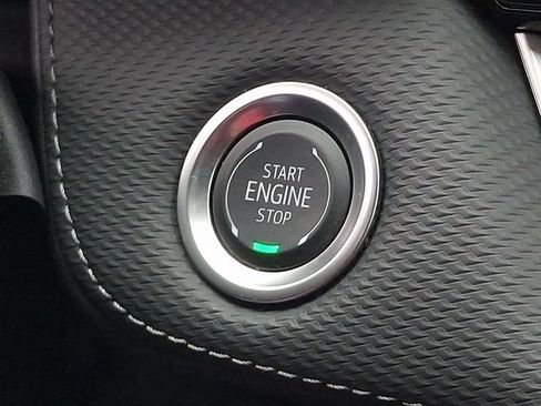 Used 2025 Chevrolet Equinox LT AWD/4WD image 24