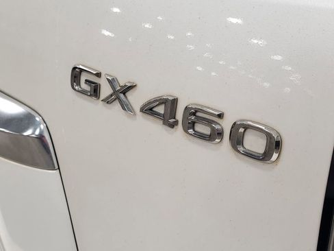Used 2020 Lexus GX 460 Premium w/ Premium Package image 8