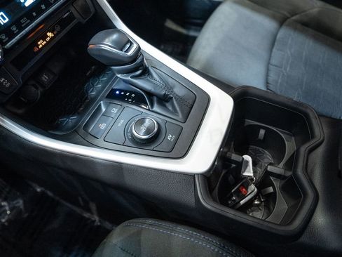Certified 2024 Toyota RAV4 SE image 22