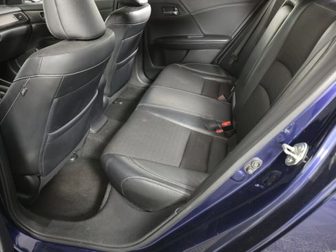 Used 2016 Honda Accord Sport image 17