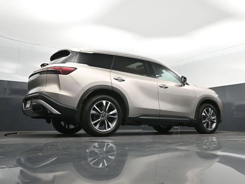 Used 2023 INFINITI QX60 Luxe w/ Cargo Package image 44