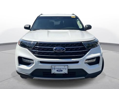 Used 2020 Ford Explorer XLT w/ Equipment Group 202A RWD image 3