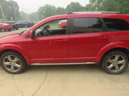 Used 2017 Dodge Journey Crossroad AWD/4WD image 4