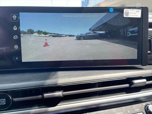 Used 2025 Hyundai Santa Fe Limited FWD image 30