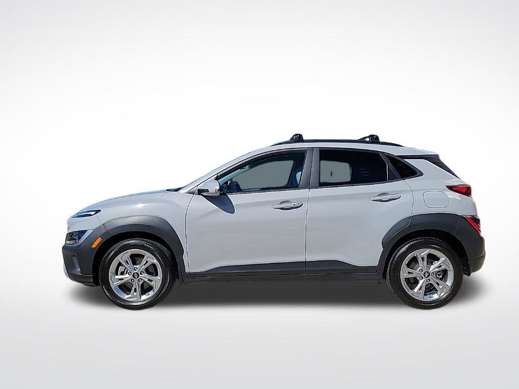 Used 2023 Hyundai Kona SEL AWD/4WD image 2