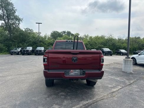 Used 2023 RAM 2500 Laramie AWD/4WD image 3