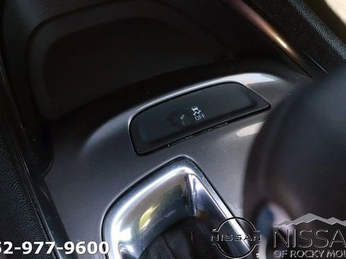 Used 2023 Chevrolet Malibu LT FWD image 22