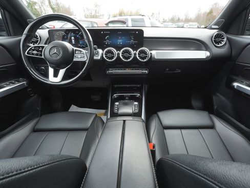 Used 2023 Mercedes-Benz GLB 250 4MATIC w/ Premium Package image 49