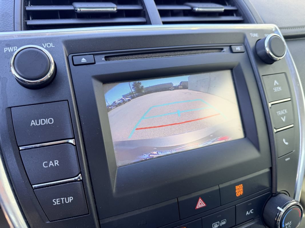 Used 2016 Toyota Camry LE FWD image 15
