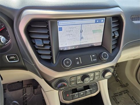 Used 2023 GMC Acadia Denali image 27