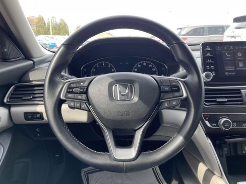 Used 2018 Honda Accord EX-L image 6