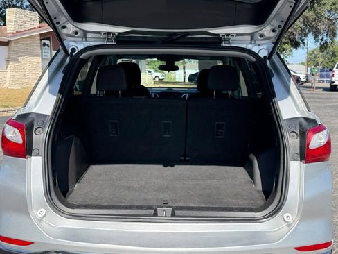 Used 2021 Chevrolet Equinox LT AWD/4WD image 19