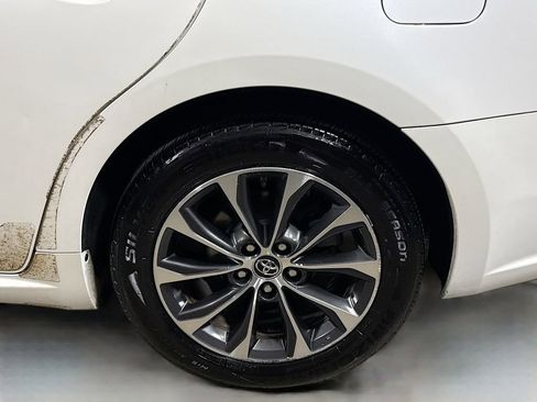 Used 2016 Toyota Avalon XLE Plus image 29