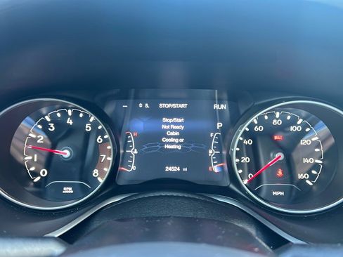Used 2021 Jeep Compass Latitude image 19