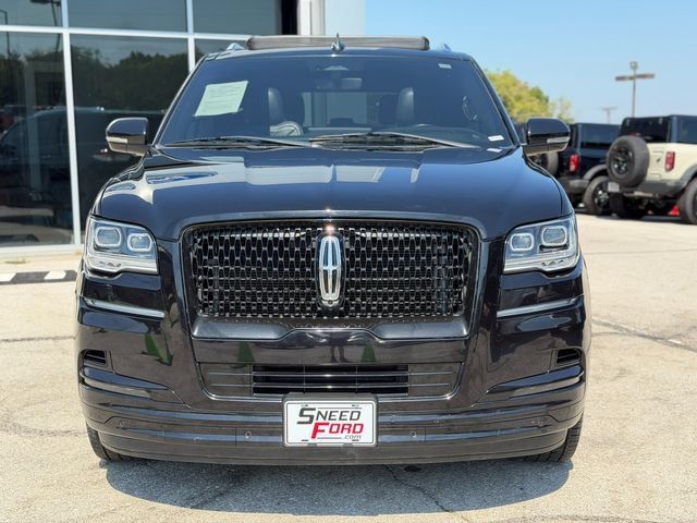 Used 2022 Lincoln Navigator Reserve AWD/4WD image 2