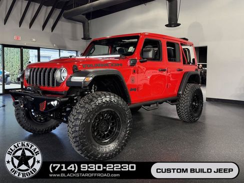 Used 2025 Jeep Wrangler Unlimited Rubicon 4xe w/ Convenience Group AWD/4WD image 39