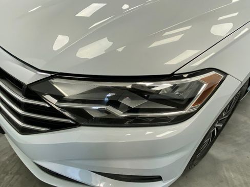 Used 2019 Volkswagen Jetta SE image 11