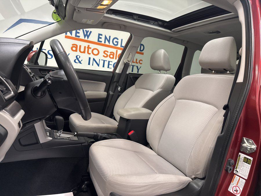 Used 2017 Subaru Forester 2.5i Premium w/ All-Weather Package AWD/4WD image 7