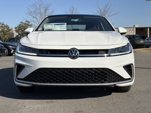New 2026 Volkswagen Jetta SE FWD image 8