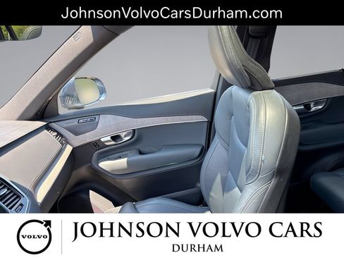 Used 2023 Volvo XC90 B6 Ultimate w/ Protection Package Premier AWD/4WD image 28