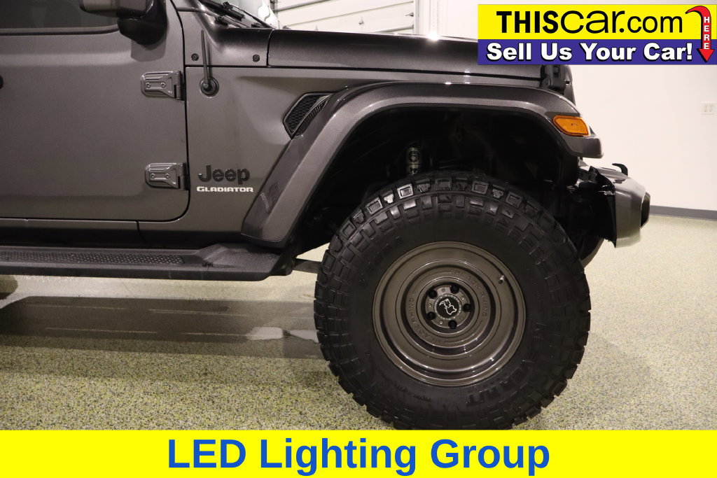 Used 2021 Jeep Gladiator Overland AWD/4WD image 13
