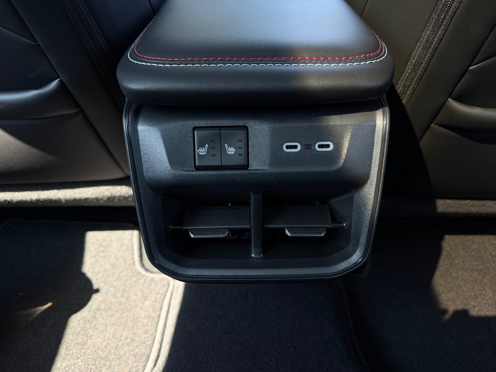 New 2026 Dodge Charger R/T AWD/4WD image 21