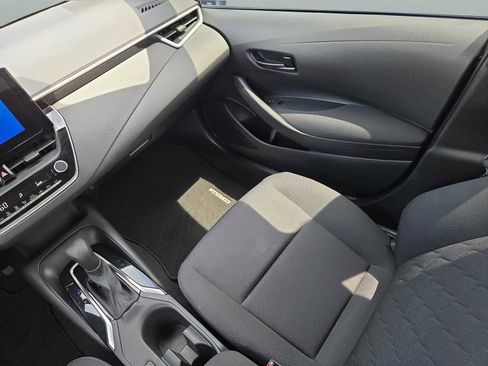 Used 2023 Toyota Corolla LE image 13
