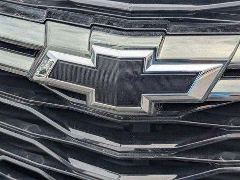 Used 2022 Chevrolet Equinox RS FWD image 9