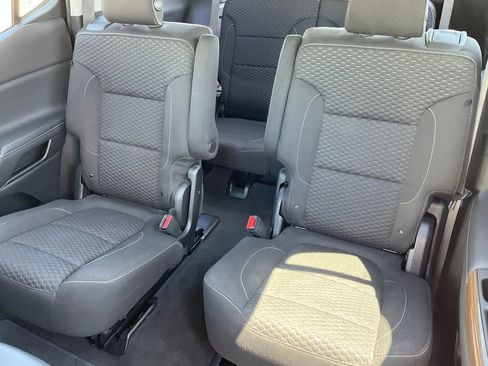 Used 2019 GMC Acadia SLE AWD/4WD image 22