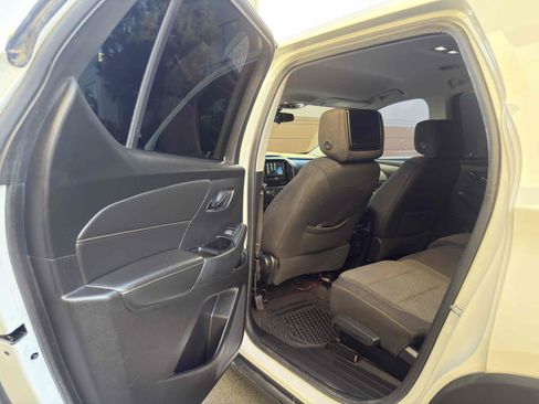 Used 2019 Chevrolet Traverse LS w/ LPO, Blackout Package FWD image 67