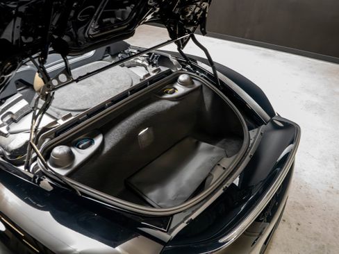 Certified 2025 Porsche 718 Boxster Spyder RS RWD image 38