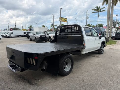 Used 2021 Chevrolet Silverado 3500 4x4 Crew Cab LT DRW image 5