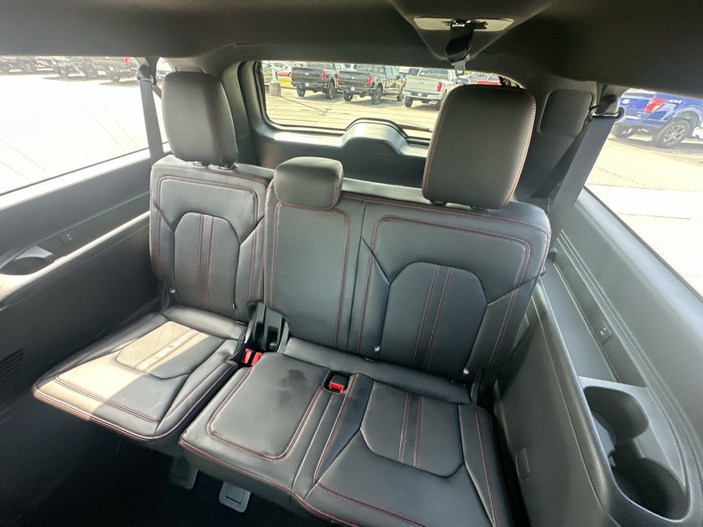 Used 2024 Ford Expedition Max Limited RWD image 4