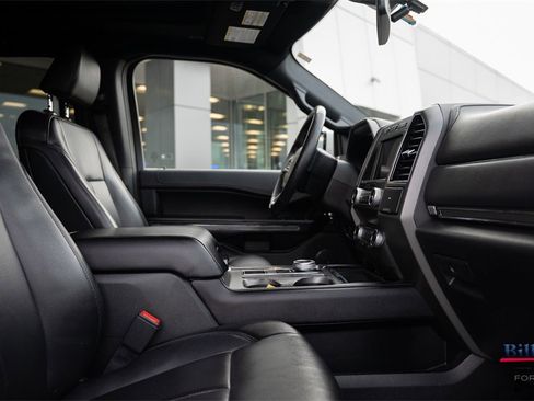 Used 2021 Ford Expedition Max XLT image 17