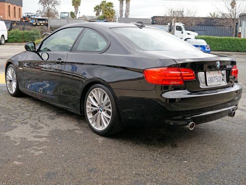 Used 2011 BMW 335i Coupe image 7