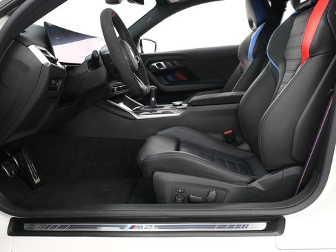 Used 2025 BMW M2 w/ Lighting Package RWD image 31