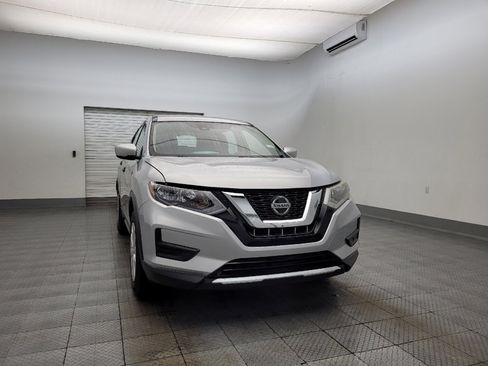 Used 2019 Nissan Rogue S image 14