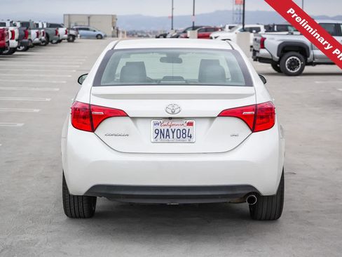 Used 2018 Toyota Corolla SE FWD image 7