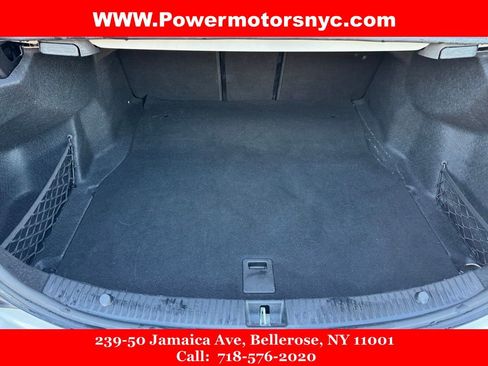 Used 2019 Mercedes-Benz C 300 4MATIC Sedan image 23