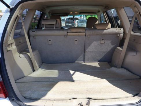 Used 2005 Toyota Highlander 4WD V6 image 13