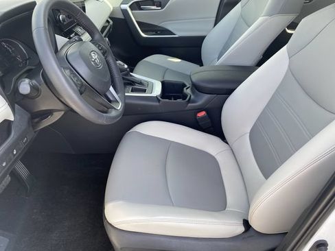 Used 2025 Toyota RAV4 XLE Premium w/ Weather Package FWD image 17